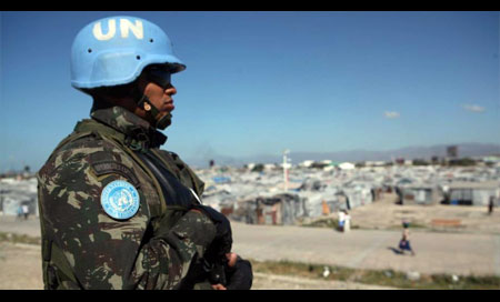 Un casco azul ruandés mata a cuatro compañeros y luego se suicida